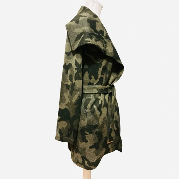 White House Black Market Camouflage Belted Sweater Coat Size Small - Picture 5 of 11